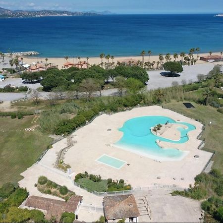 Appartement Neuf Climatise - Vue Mer Saint-Tropez - 50M Plage Et Port - Piscine Gassin Bagian luar foto