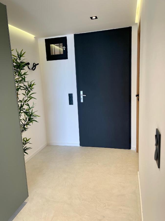 Appartement Neuf Climatise - Vue Mer Saint-Tropez - 50M Plage Et Port - Piscine Gassin Bagian luar foto