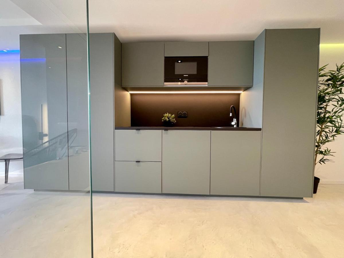 Appartement Neuf Climatise - Vue Mer Saint-Tropez - 50M Plage Et Port - Piscine Gassin Bagian luar foto